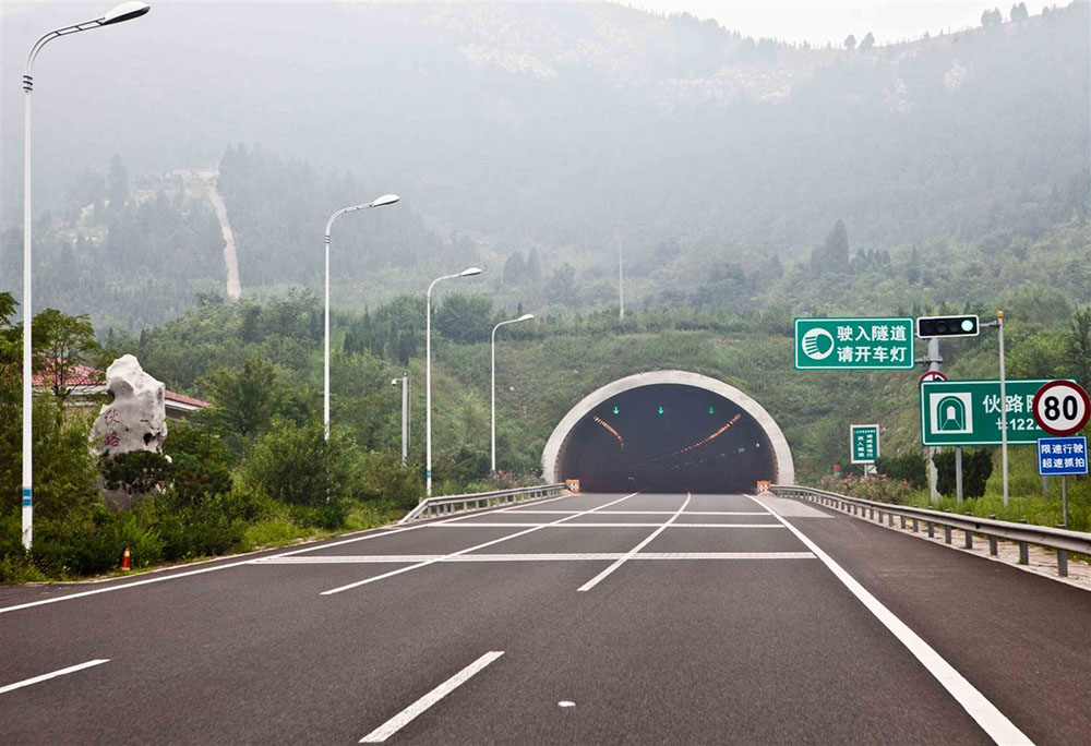 隧星隧道公路米兰在线_米兰(中国)集成系统